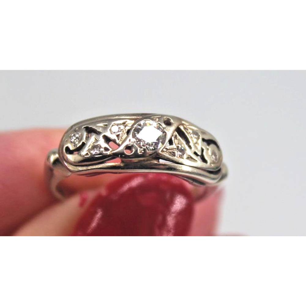 Mid Century 14k White Gold Diamond Wedding Band Size 5 — 1/4 carat 6 Tiny
